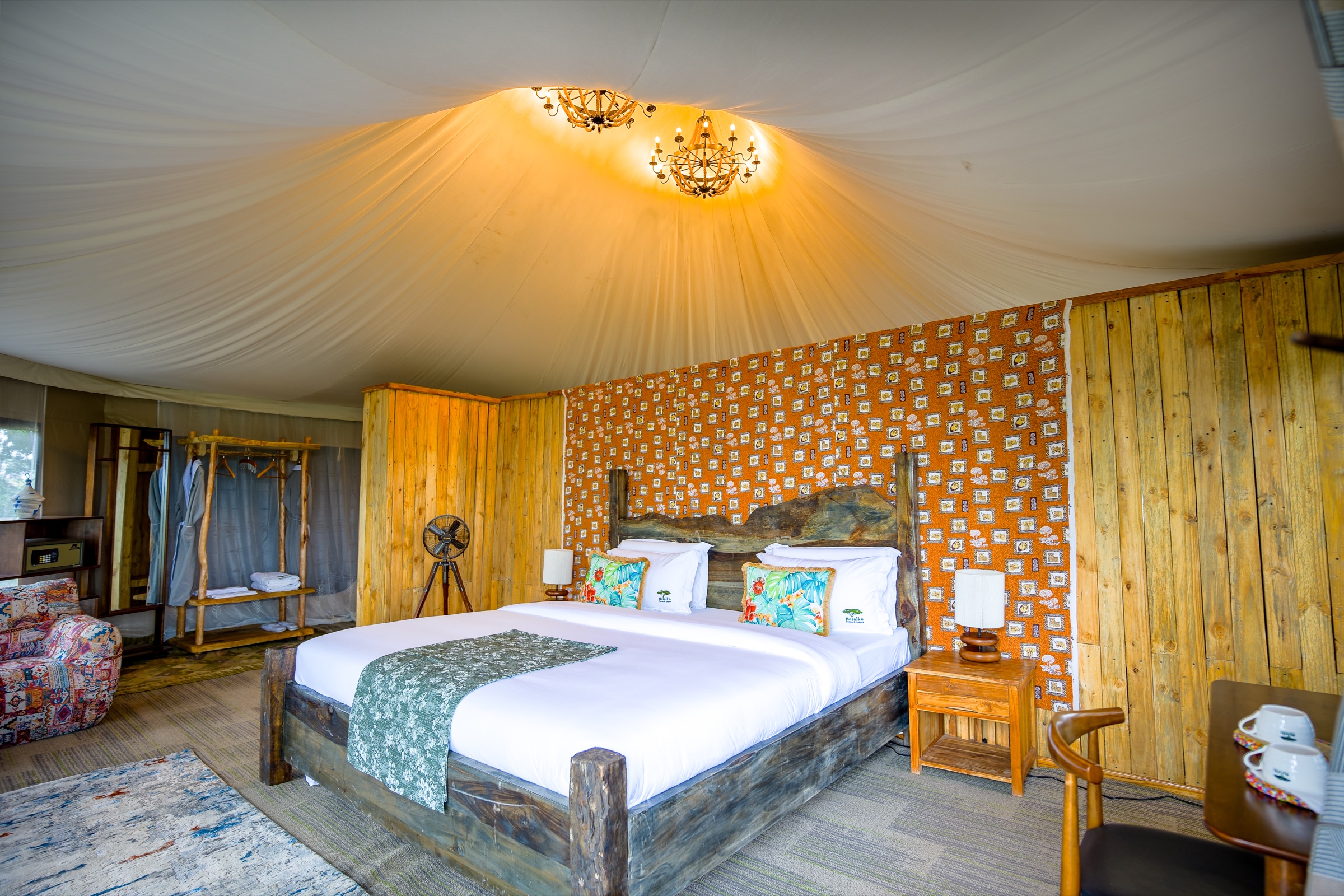 Ndutu family tent bedroom configuration